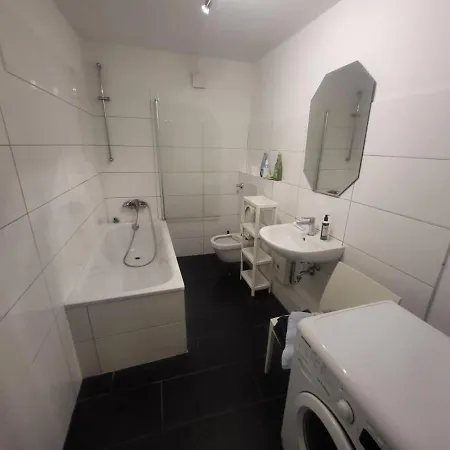 Wohnen Auf Zeit Monteurunterkunft&übergangswohnungen Apartamento *