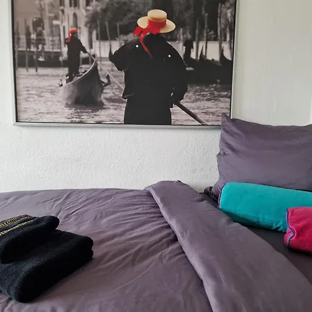 Wohnen Auf Zeit Monteurunterkunft & Uebergangswohnungen Apartamento