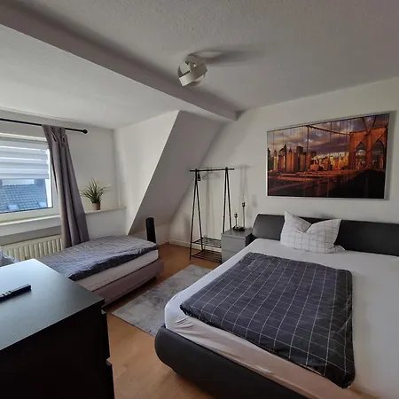 Wohnen Auf Zeit Monteurunterkunft & Uebergangswohnungen Apartman *