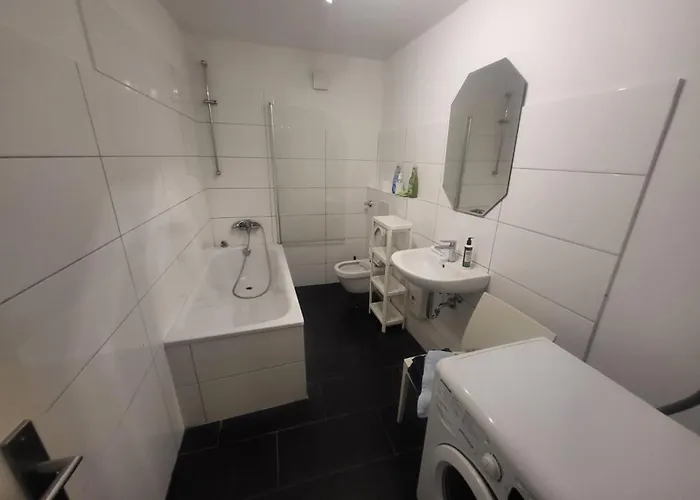 Wohnen Auf Zeit Monteurunterkunft & Uebergangswohnungen Apartamento *